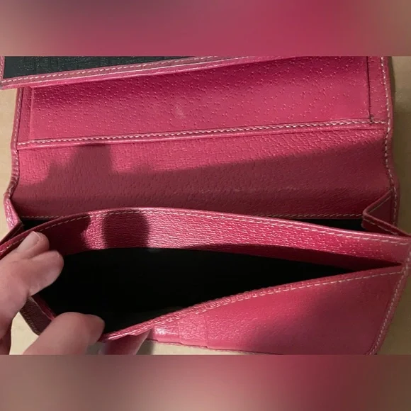 Gucci Coated Canvas Continental Wallet - Picture 15 of 16